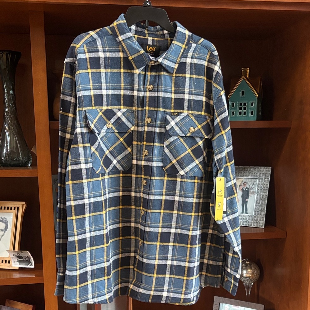 NWT Lee Men’s 2XL Reg Fit Long Sleeve Cotton/Flannel Button Up Shirt Black Iris